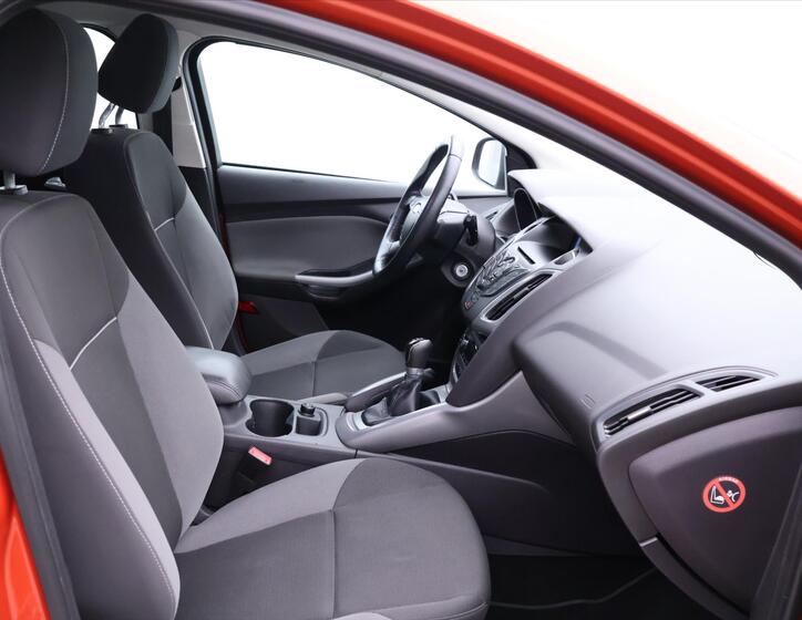 Ford Focus 13