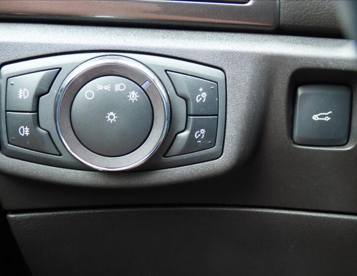 Ford Mondeo 15