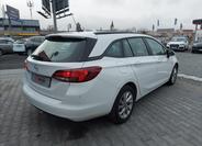 Opel Astra 9