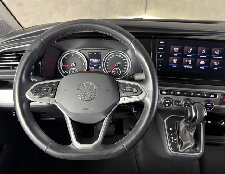 Volkswagen Multivan 41