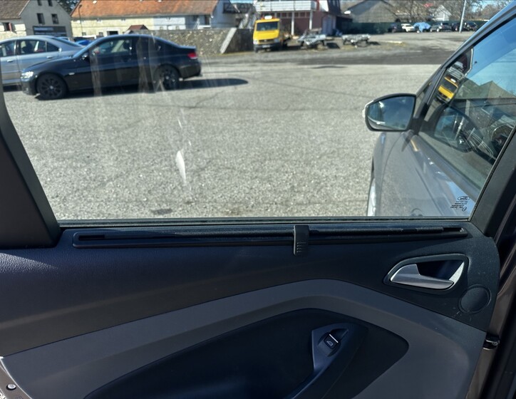 Ford C-MAX 14
