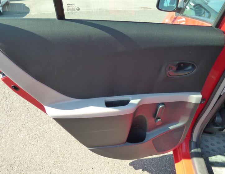 Toyota Yaris 20