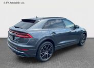 Audi Q8 5