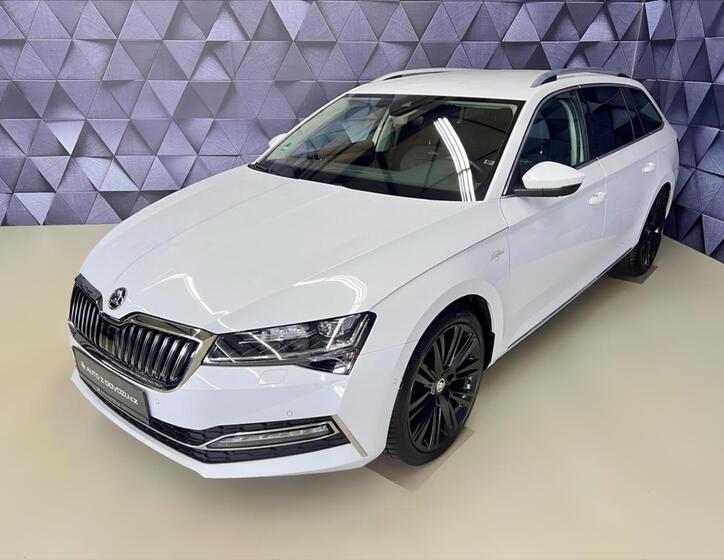 Škoda Superb 1
