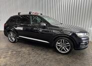 Audi Q7 11