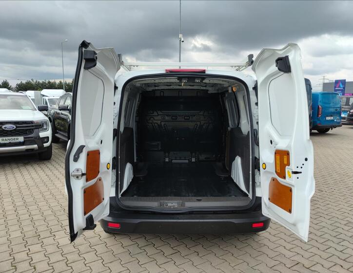 Ford Transit Connect 11