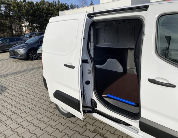 Toyota ProAce City 10