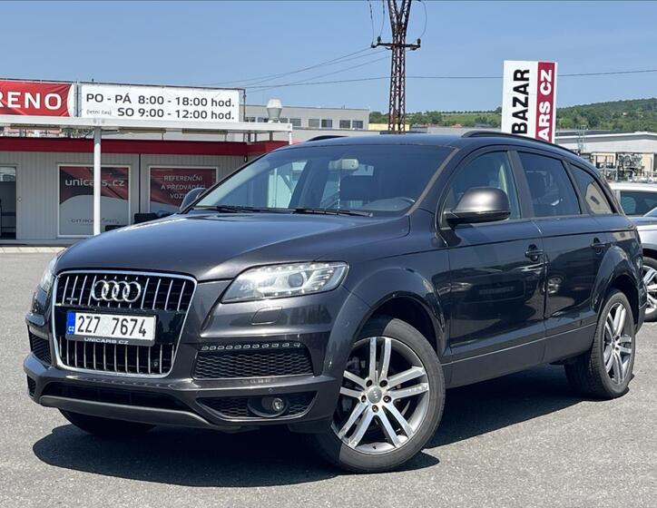 Audi Q7 1