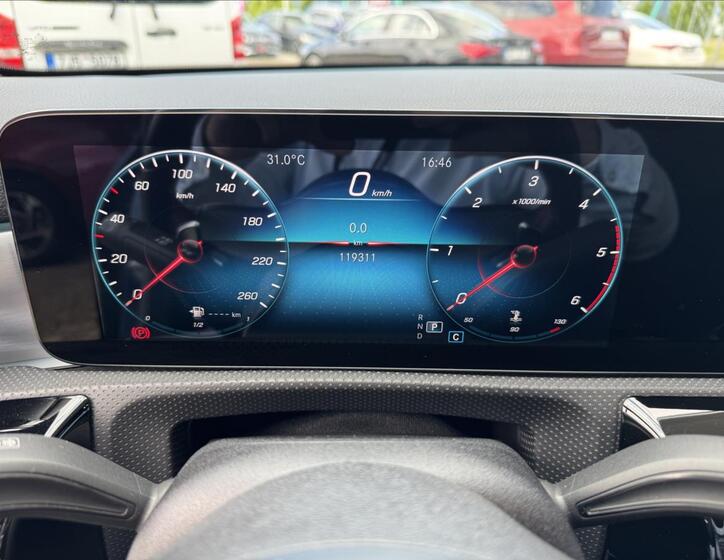 Mercedes-Benz CLA 7