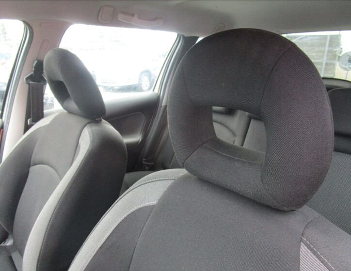 Peugeot 206 13