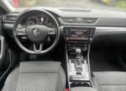 Škoda Superb 9