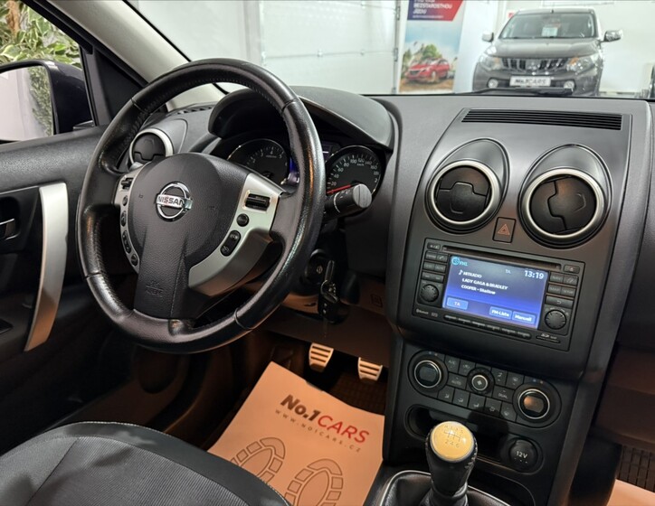Nissan Qashqai 15