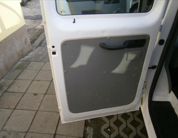 Volkswagen Transporter 9