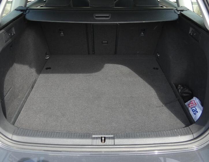 Volkswagen Golf 20