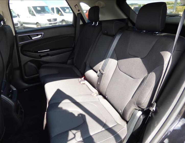 Ford Edge 46