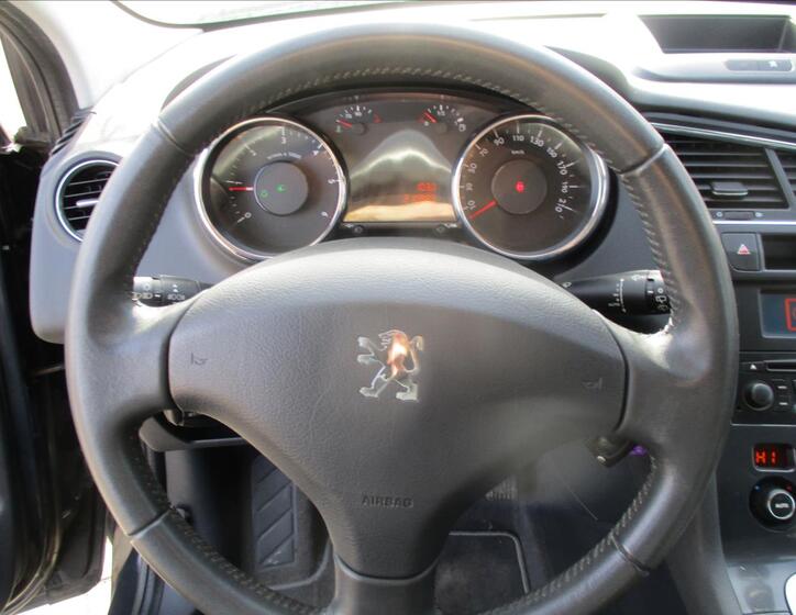 Peugeot 5008 15