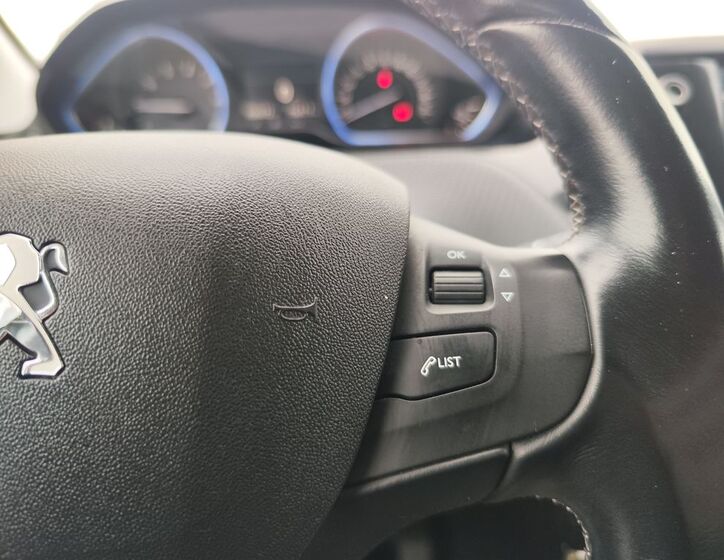 Peugeot 2008 22
