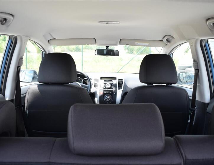 KIA Venga 22