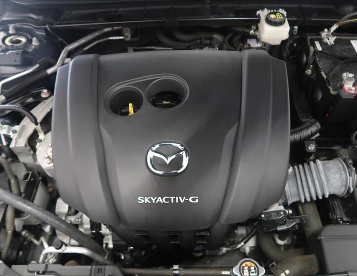 Mazda 3 9