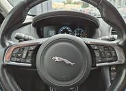 Jaguar F-Pace 14