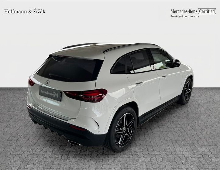 Mercedes-Benz GLA 5