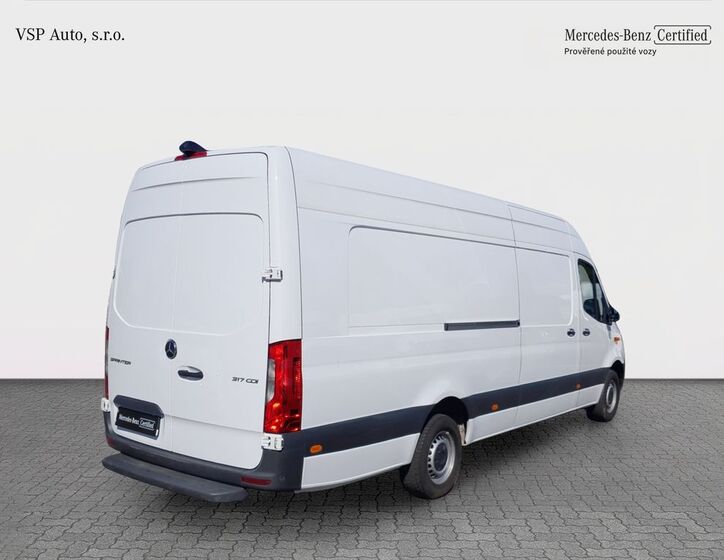 Mercedes-Benz Sprinter 5