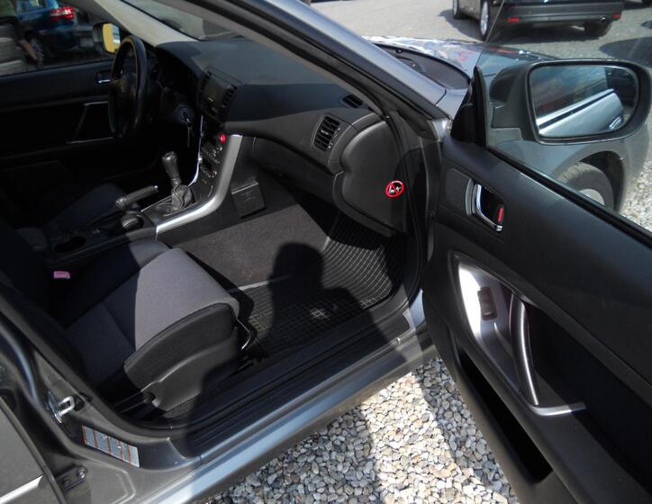 Subaru Legacy 19