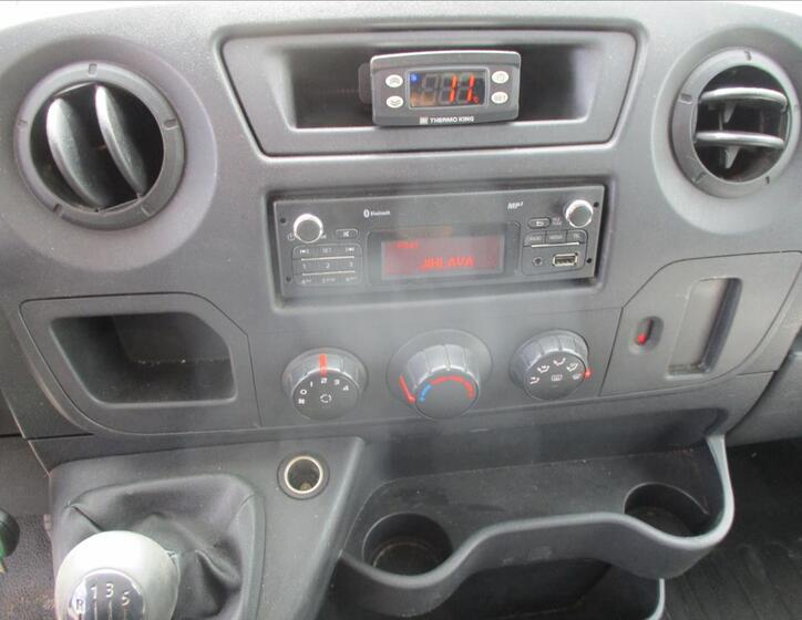 Renault Master 12