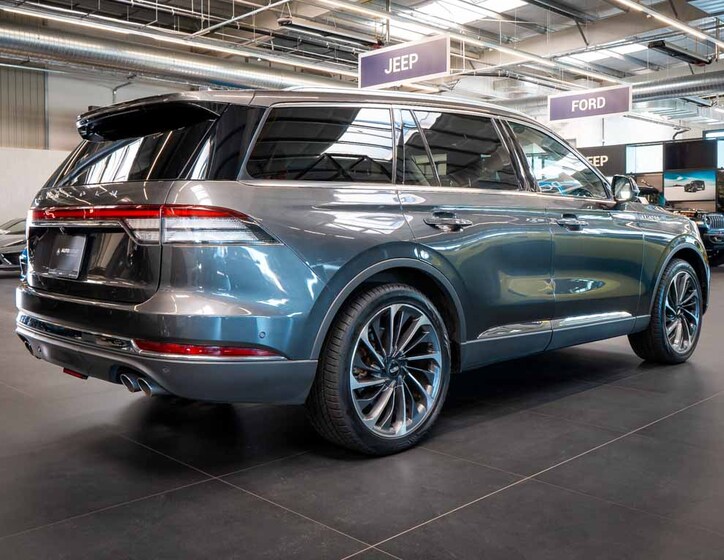 Lincoln Aviator 8
