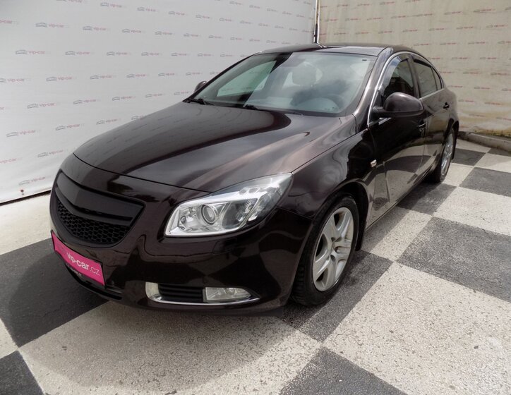 Opel Insignia 1