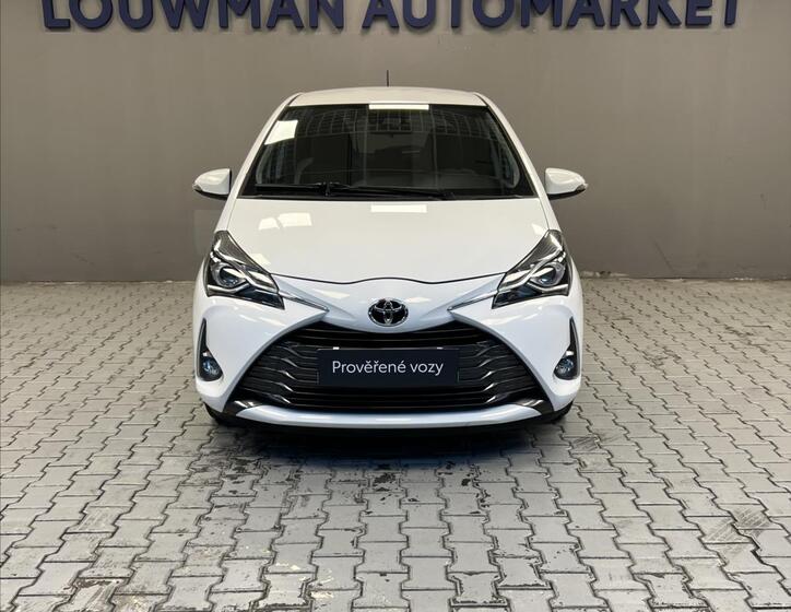 Toyota Yaris 4