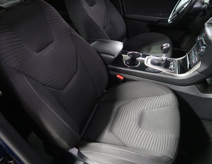 Ford S-MAX 13