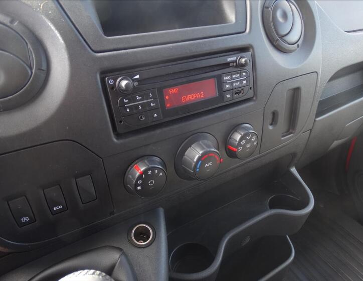 Renault Master 23