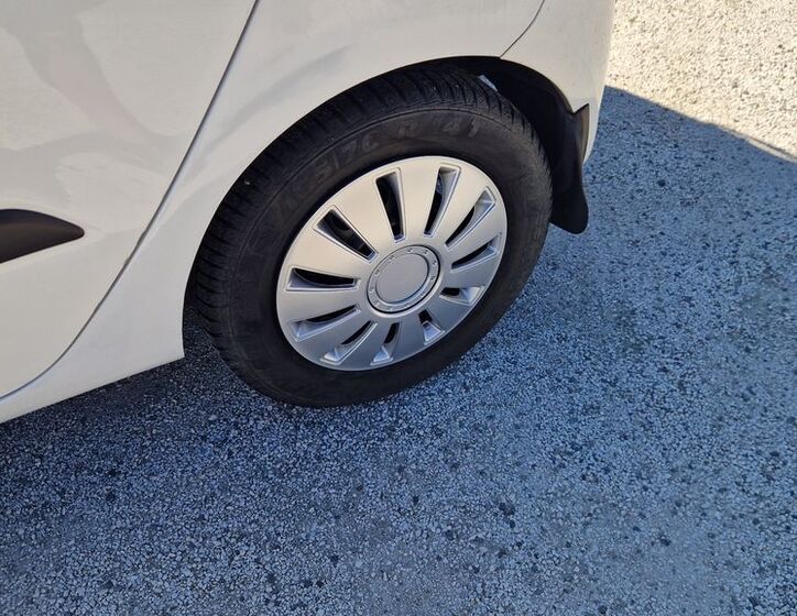 Hyundai i10 7