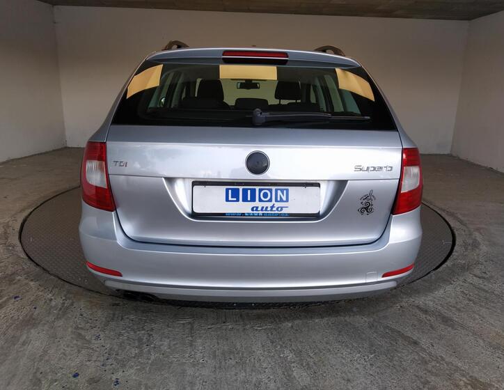 Škoda Superb 6