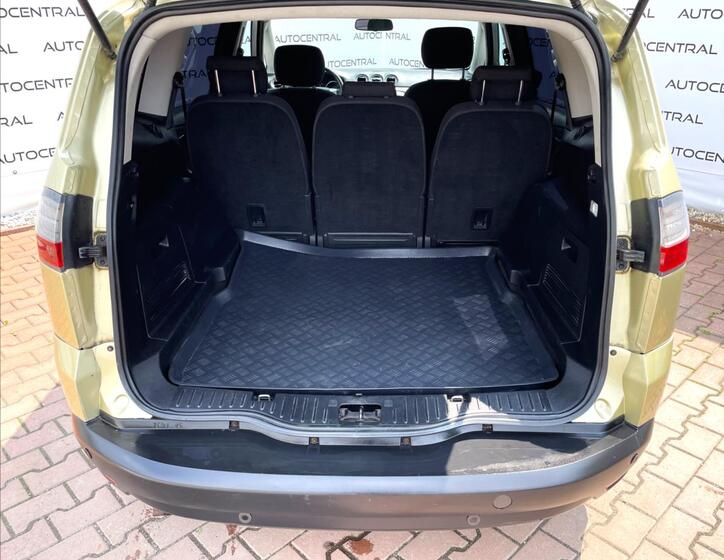 Ford S-MAX 10