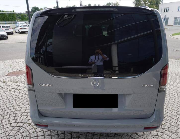 Mercedes-Benz Třídy V 5