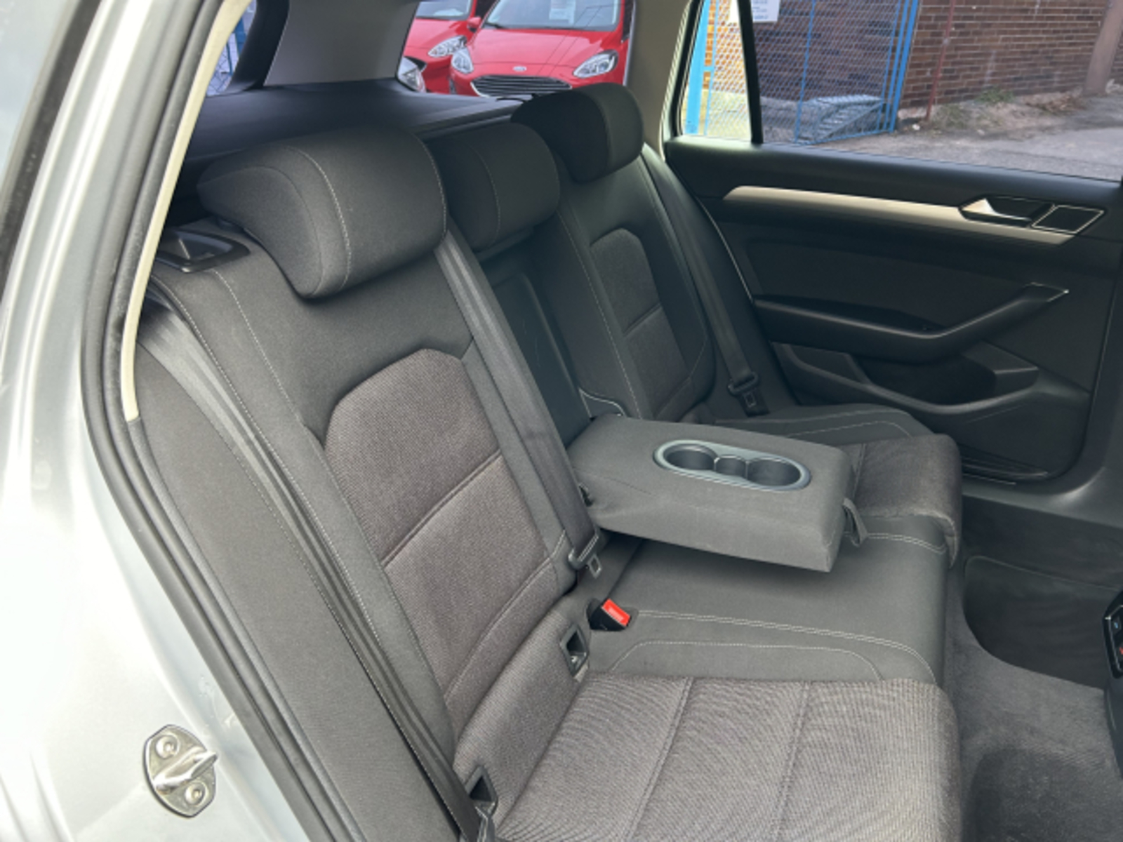 Volkswagen Passat 41
