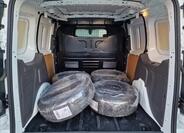Ford Transit 18