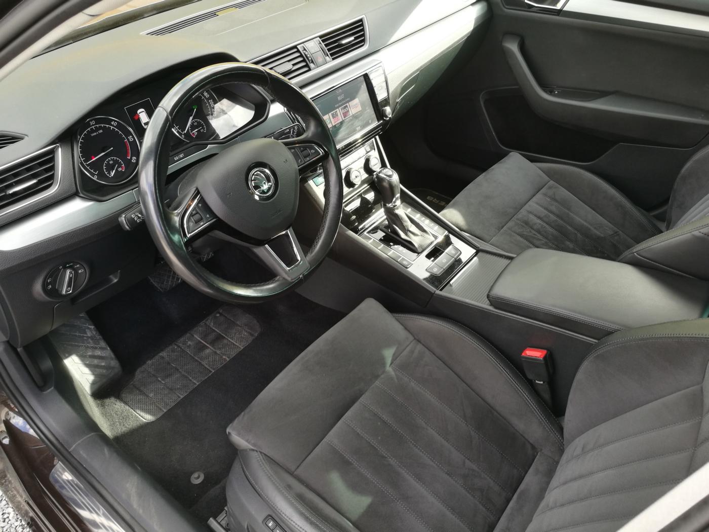 Škoda Superb