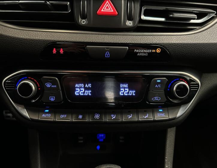 Hyundai i30 14