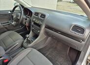 Volkswagen Golf 21