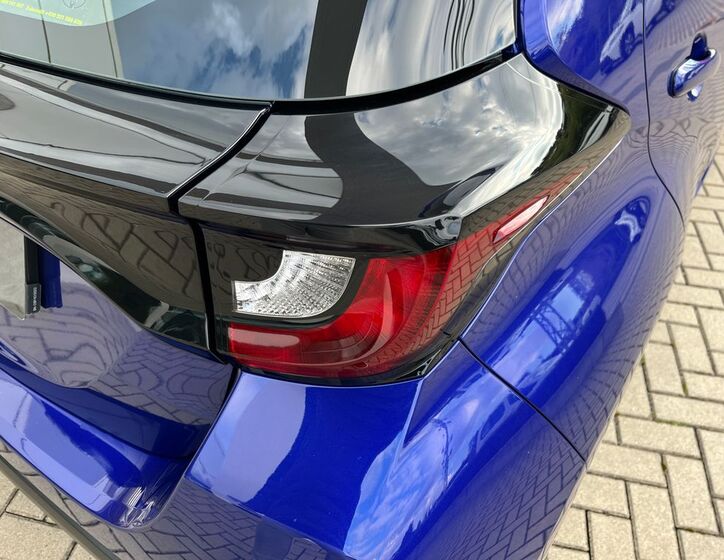 Toyota Yaris 11