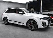 Audi Q7 4