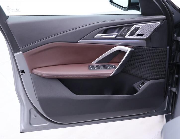 BMW X1 12