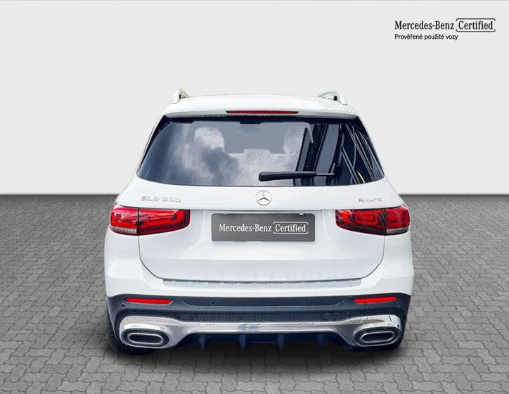 Mercedes-Benz GLB 4