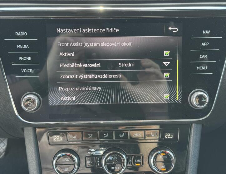 Škoda Superb 22