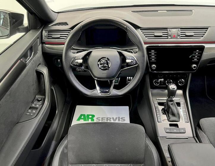 Škoda Superb 16