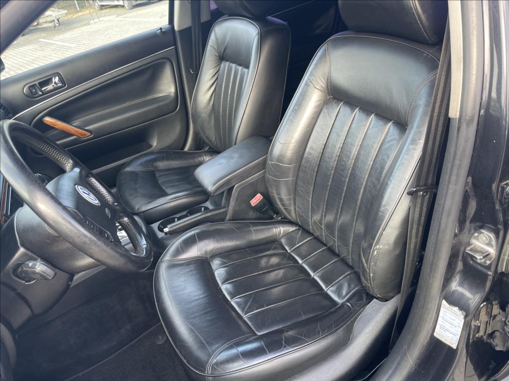 Volkswagen Passat 9