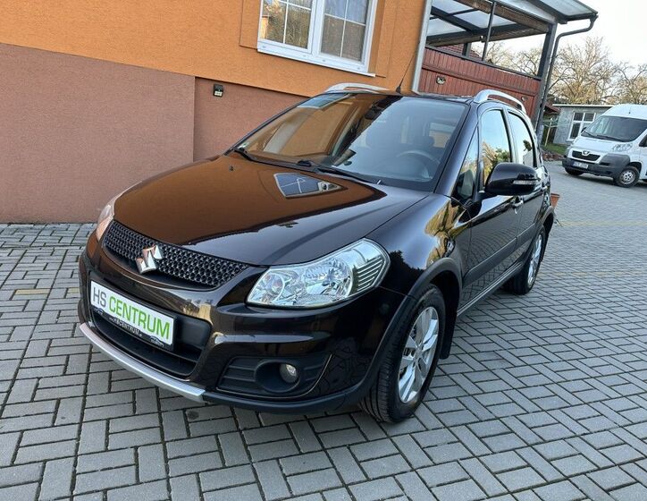 Suzuki SX4 8